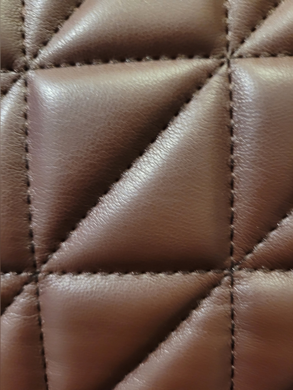 Quilted Chocolate Brown Shoulder Bag with Chunky Gold Chain - Picture 12 of 12